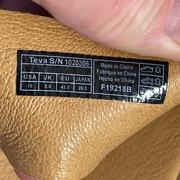 Teva Encanta Like New Tan Leather  Strappy Thong Slide Sandals Sz 10 - Picture 6 of 7